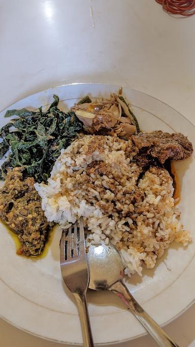 NASI PADANG PAMULARSIH