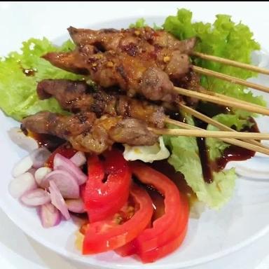 SATE KAMBING MUDA MBAH DJAMIN