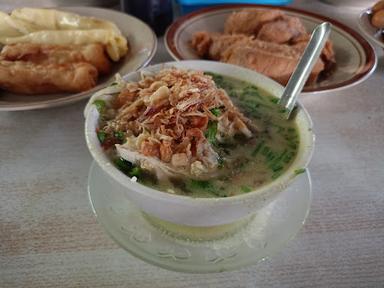 SOTO KHAS KUDUS MBAK LIN