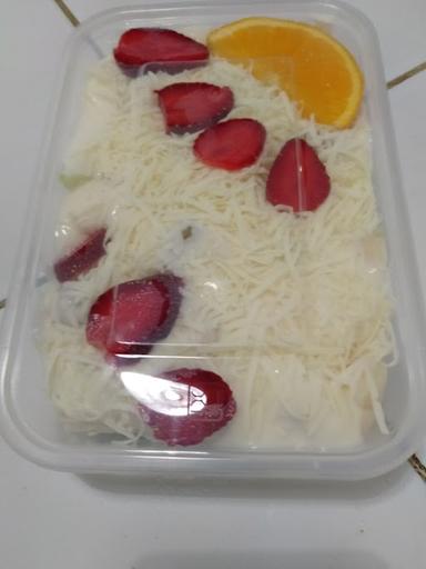 SULIVAN SALAD BUAH SEMARANG