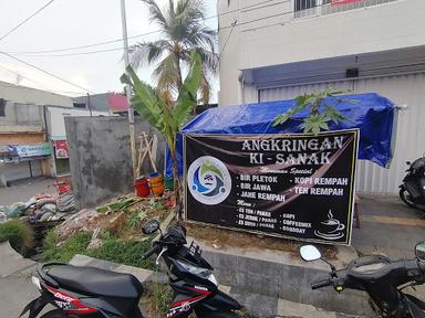 ANGKRINGAN SOTO KI SANAK