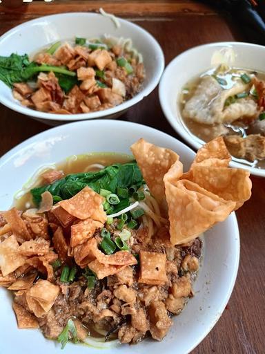 BAKSO MALANG CAK KINO COKROAMINOTO