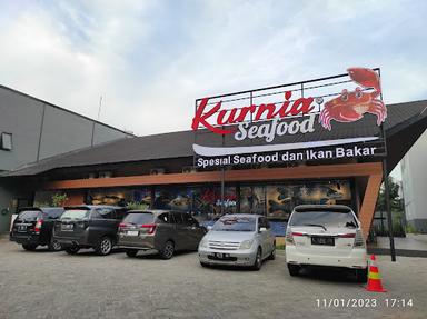 KURNIA SEAFOOD SEMARANG