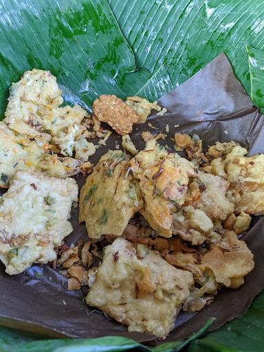 NASI PECEL BU LASTRI NGANJUK