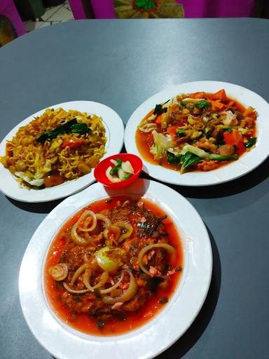 RESTO SPESIAL NASI GORENG SURABAYA PAK PETRUS