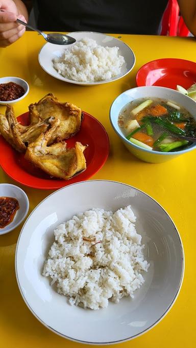 SOP BUNTUT & AYAM GORENG PAK PAIMIN CABANG 4