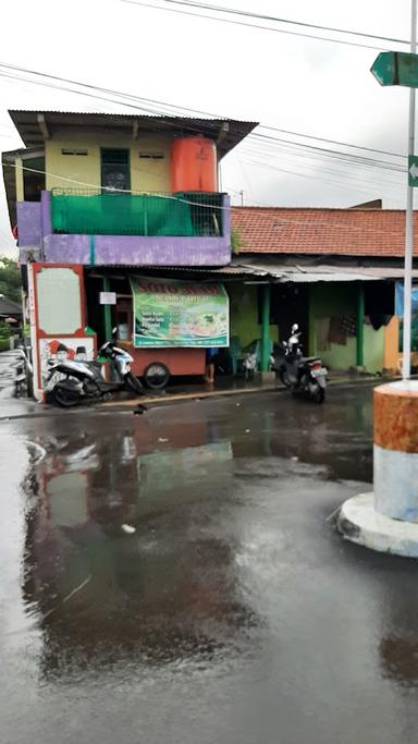 SOTO AYAM PAK PUTHUT