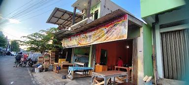 WARUNG MAKAN BU YANI