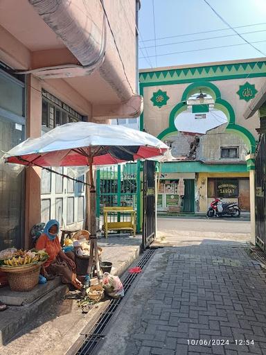 PECEL & PETIS KAUMAN