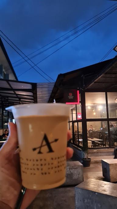 ANAK PANAH KOPI GAJAH MADA PLUS