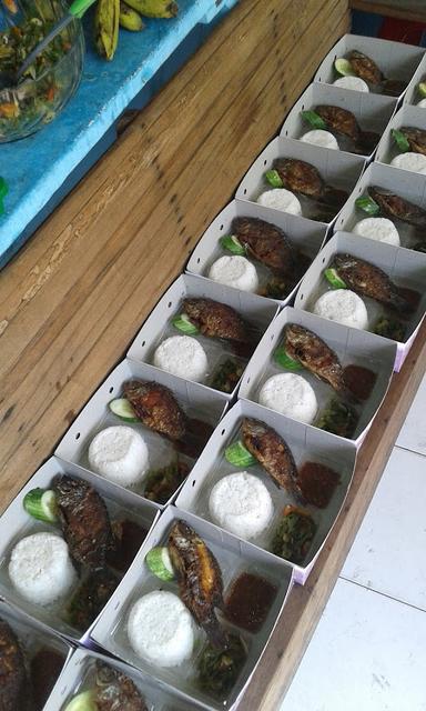 AYAM GEPREK MURAH MBAK NUR