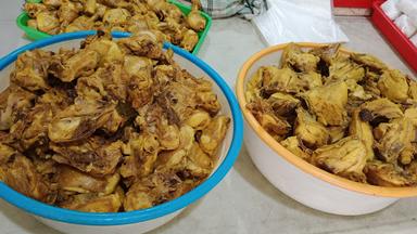 AYAM GORENG MAK SRI