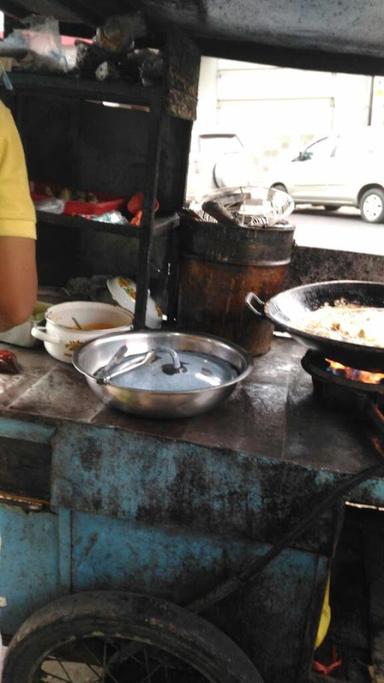 AYAM GORENG PAK PUJI