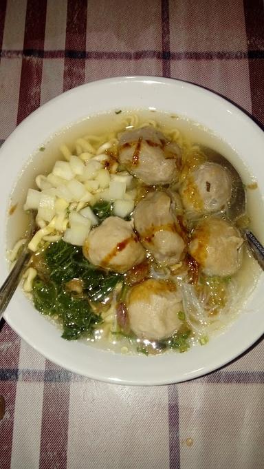 BAKSO MANGKOK KEMBAR