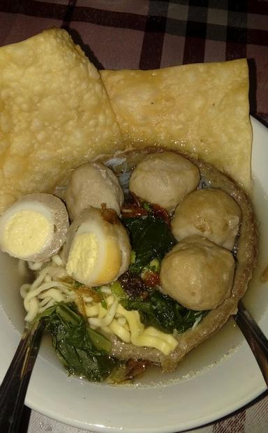 BAKSO MANGKOK KEMBAR