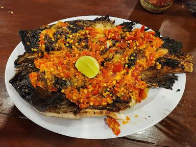 IKAN BAKAR SULAWESI @SEMARANG SIMPANGLIMA