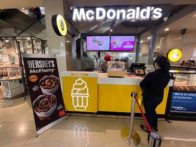 MCDONALD'S DESSERT KIOSK