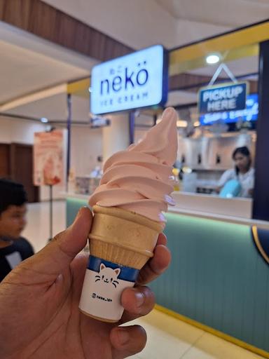 NEKO ICE CREAM