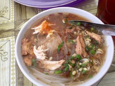 SOTO AYAM PAK EKO