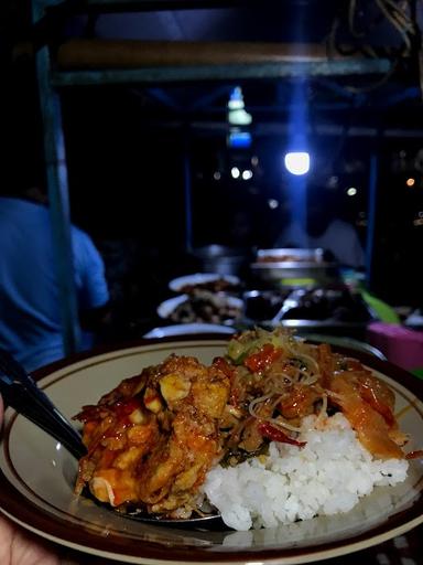 WARUNG MAKAN PAK DIKUN