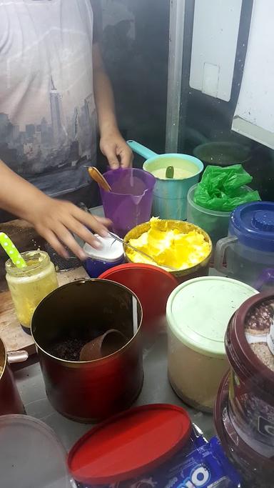 88 KUE BANDUNG & KUE PUKIS ASLI BANGKA