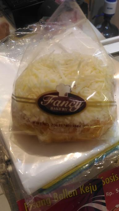 FANCY BAKERY RS PANTI WILASA CITARUM