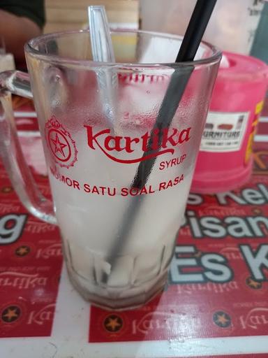 ES KELAPA MUDA KARTIKA