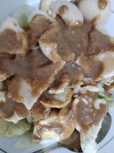 GADO GADO BU LIS PURWOSARI