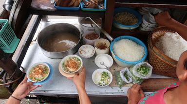 SOTO AYAM PAK NO