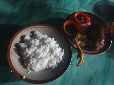 AYAM GORENG PAK SLAMET TANAH MAS