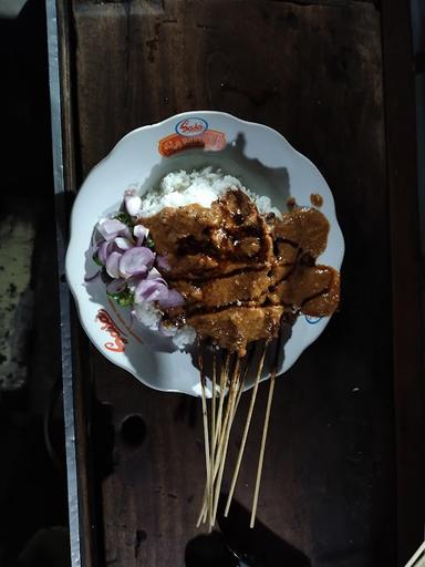 SATE AYAM MADURA (CAK AMIN)