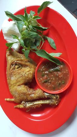 Photo's Warung Artomoro Ayam Goreng