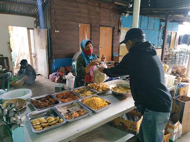 WARUNG NASI RINTI VITRI