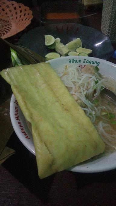 WARUNG BAKSO GANTI RASA JAWA TIMUR DI SEMBALUN