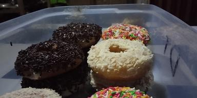 DT TOP DONUT'S