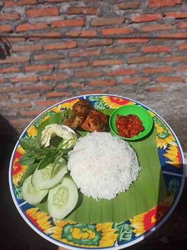 WARUNG MAKAN DHE SRI