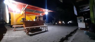 WARUNG SATE MADURA