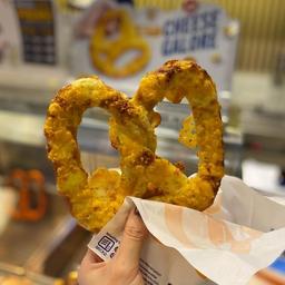 AUNTIE ANNE'S - PLAZA ATRIUM