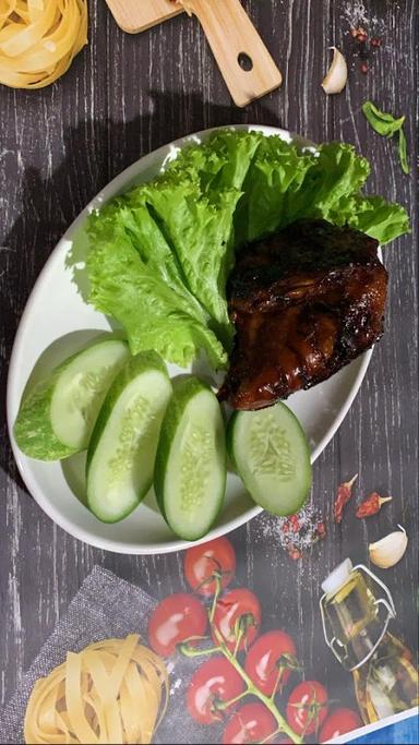 AYAM BAKAR PAK BAMBANG