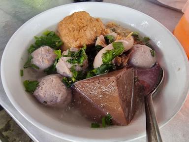 BAKSO BU DAR