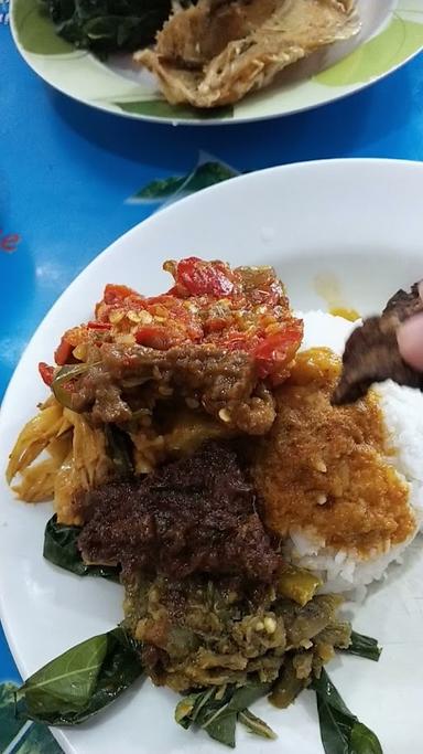 FOOD STREET KRAMAT - ANEKA MASAKAN PADANG