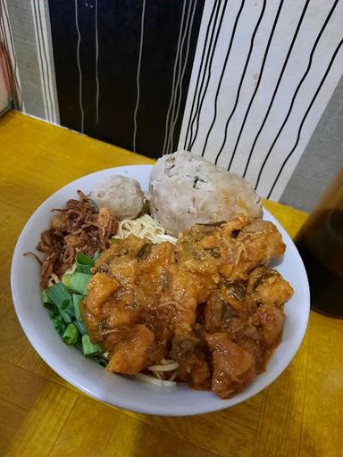 MIE AYAM & BAKSO ATUN TASIK