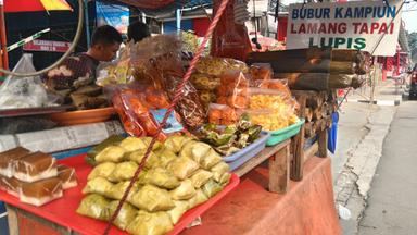 NASI KAPAU SATU TIGA (LAMANG TAPAI, BUBUR KAMPIUN, LUPIS)