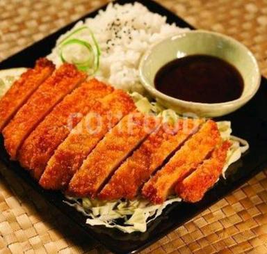 PECEL LELE DAN CHIKEN KATSU MBAK VIVI