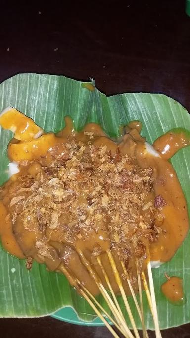 SATE PADANG RIVOLI 52