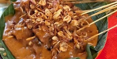 SATE PADANG RIVOLI 52