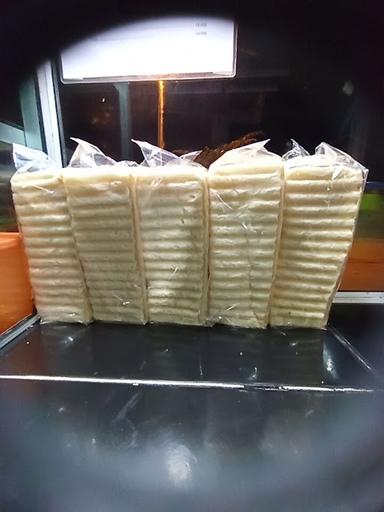 ROTI BAKAR ZEA