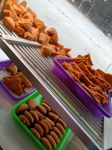 TAHU CRISPY SEMPRUL DAN JAJANAN PASAR