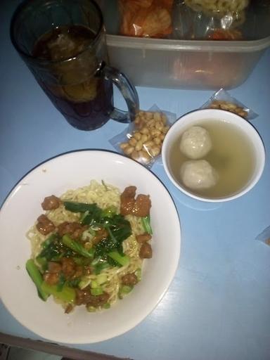 MIE AYAM & BAKSO ZAHRA