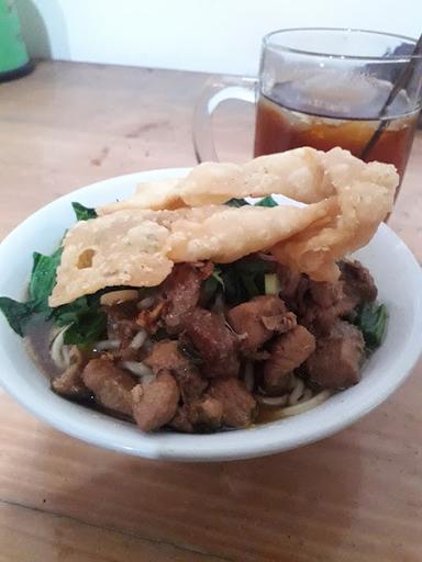 WARUNG BAKSO DAN MIE AYAM JAMPANG GRUP